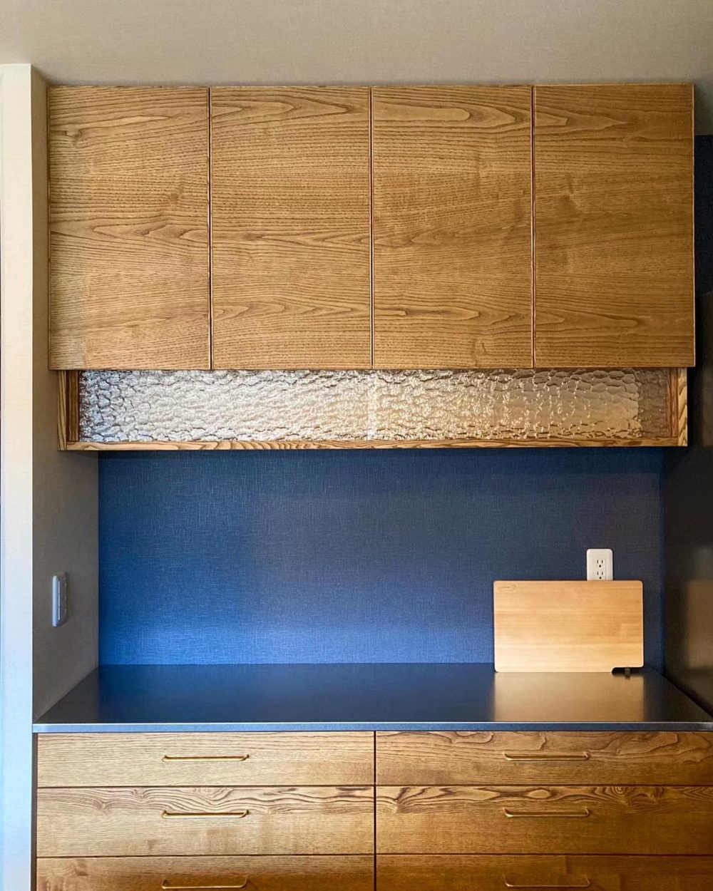 オーダー家具・クリ(着色)カップボード