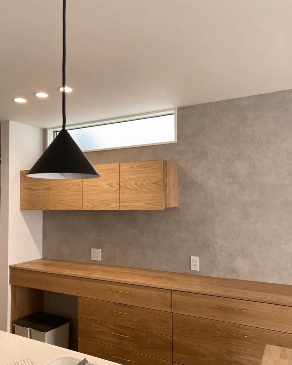 オーダー家具・オークカップボードとTVボード