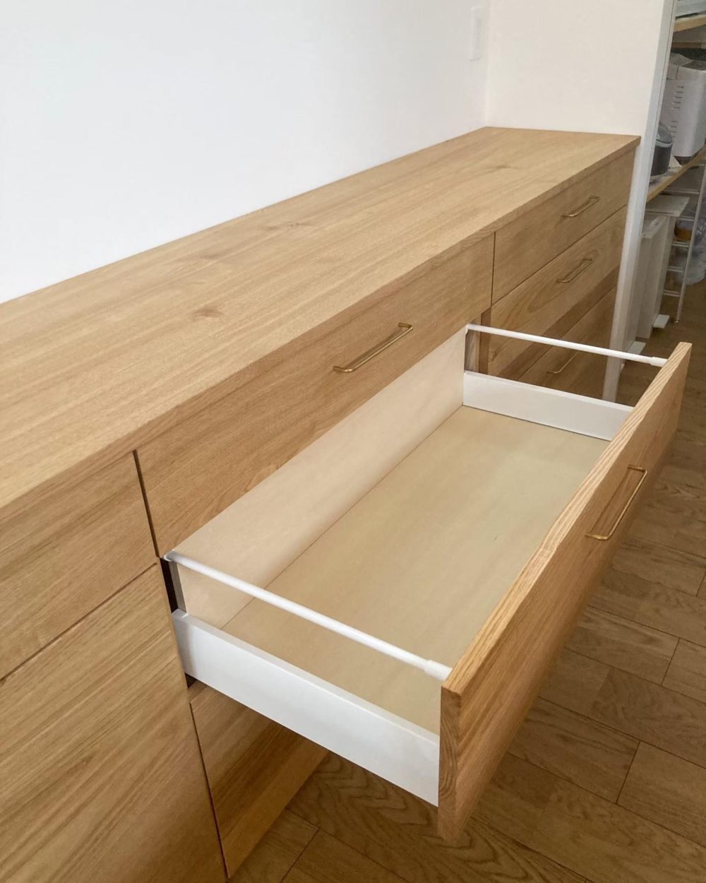 オーダー家具・クリのカップボード／関西・奈良