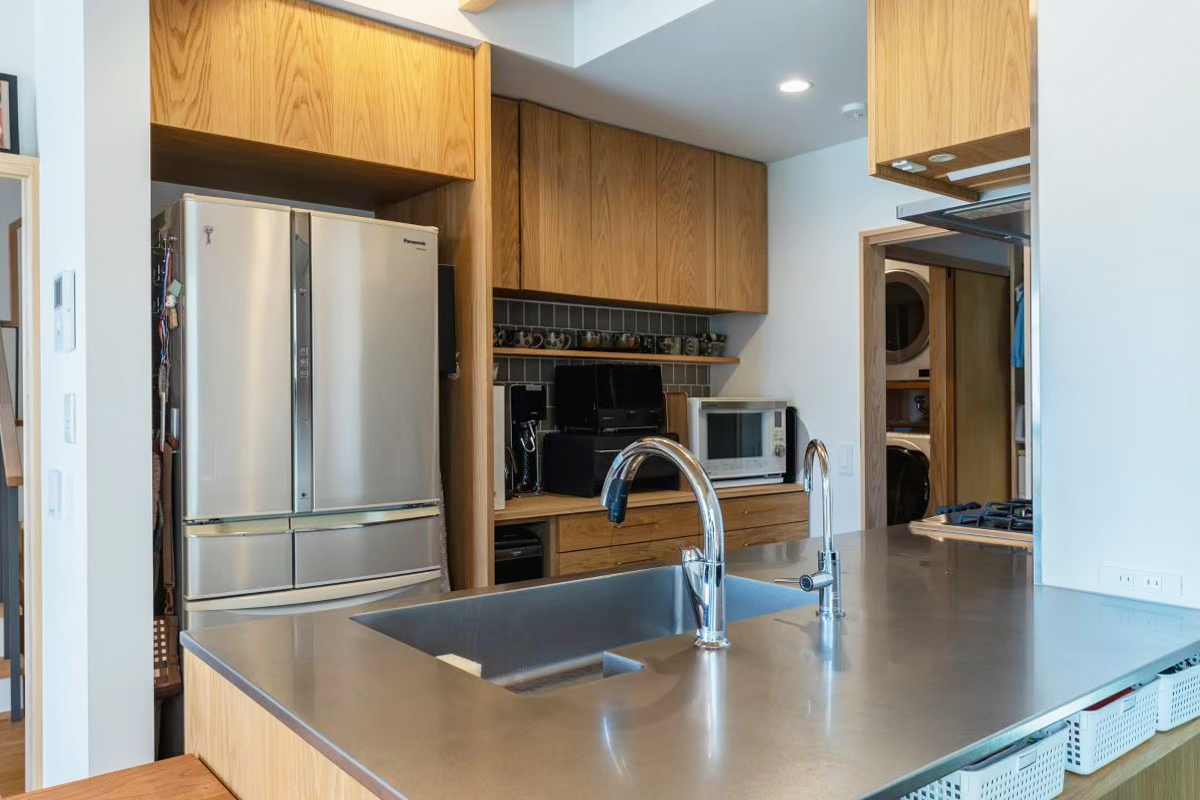 オーダー家具・オークのカップボード・冷蔵庫上収納/関西・兵庫