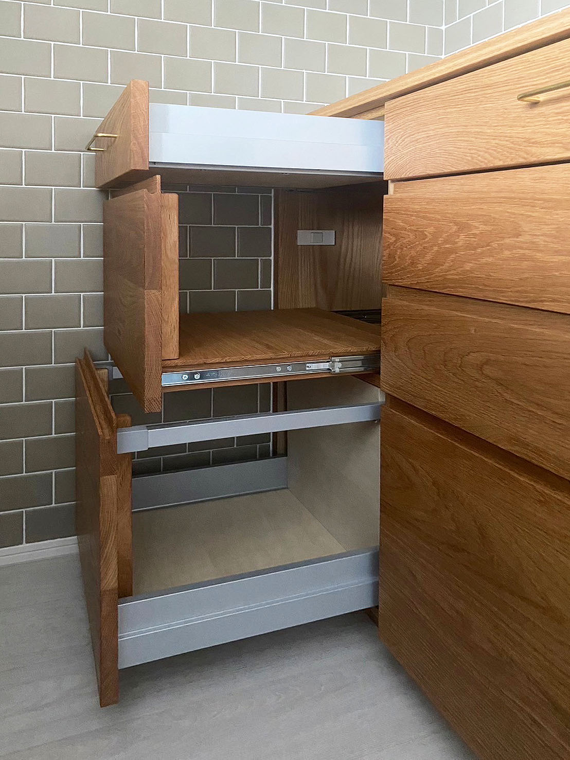 オーダー家具・オークのカップボード／関東・東京