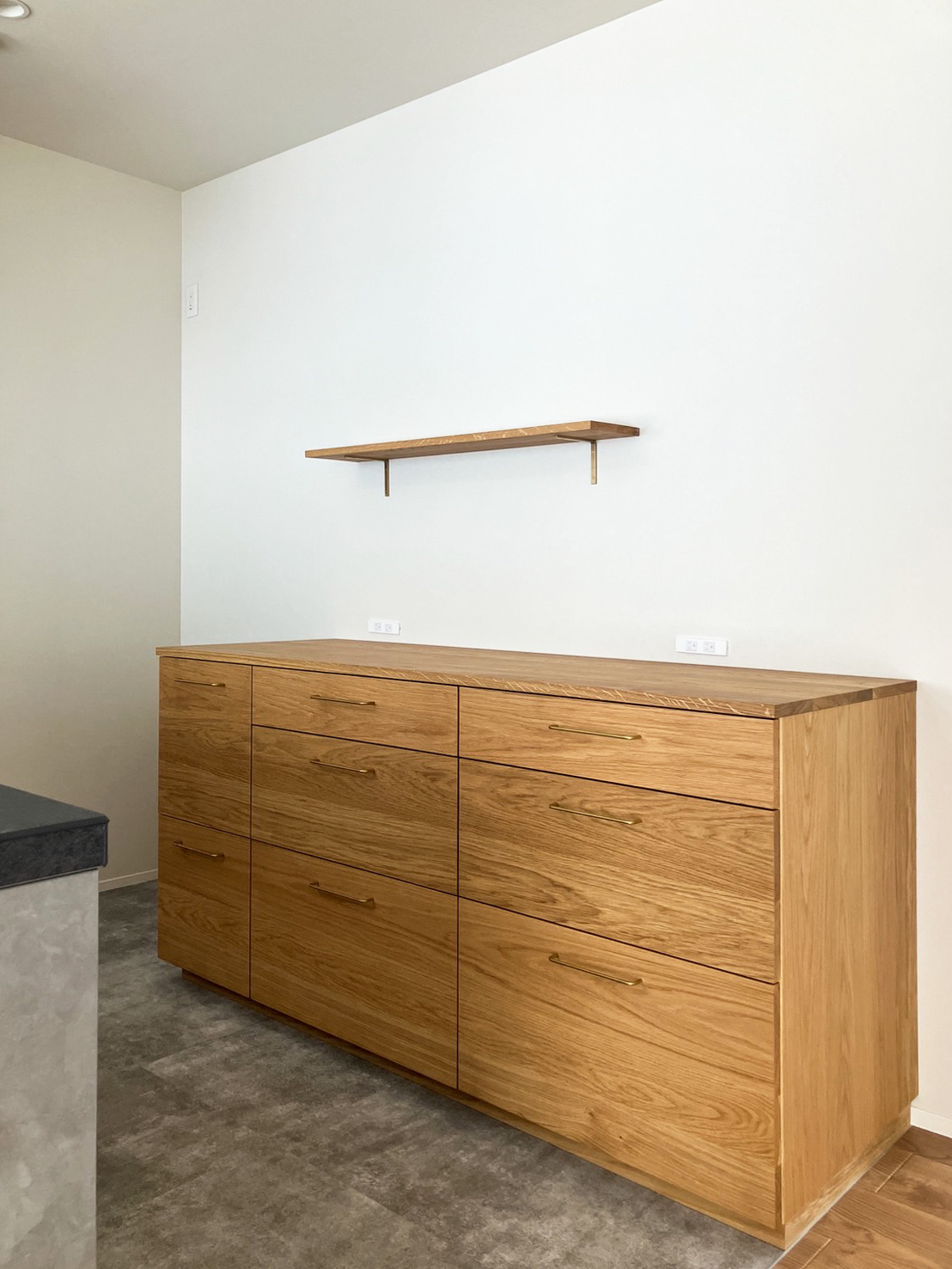 オーダー家具・オークのカップボード