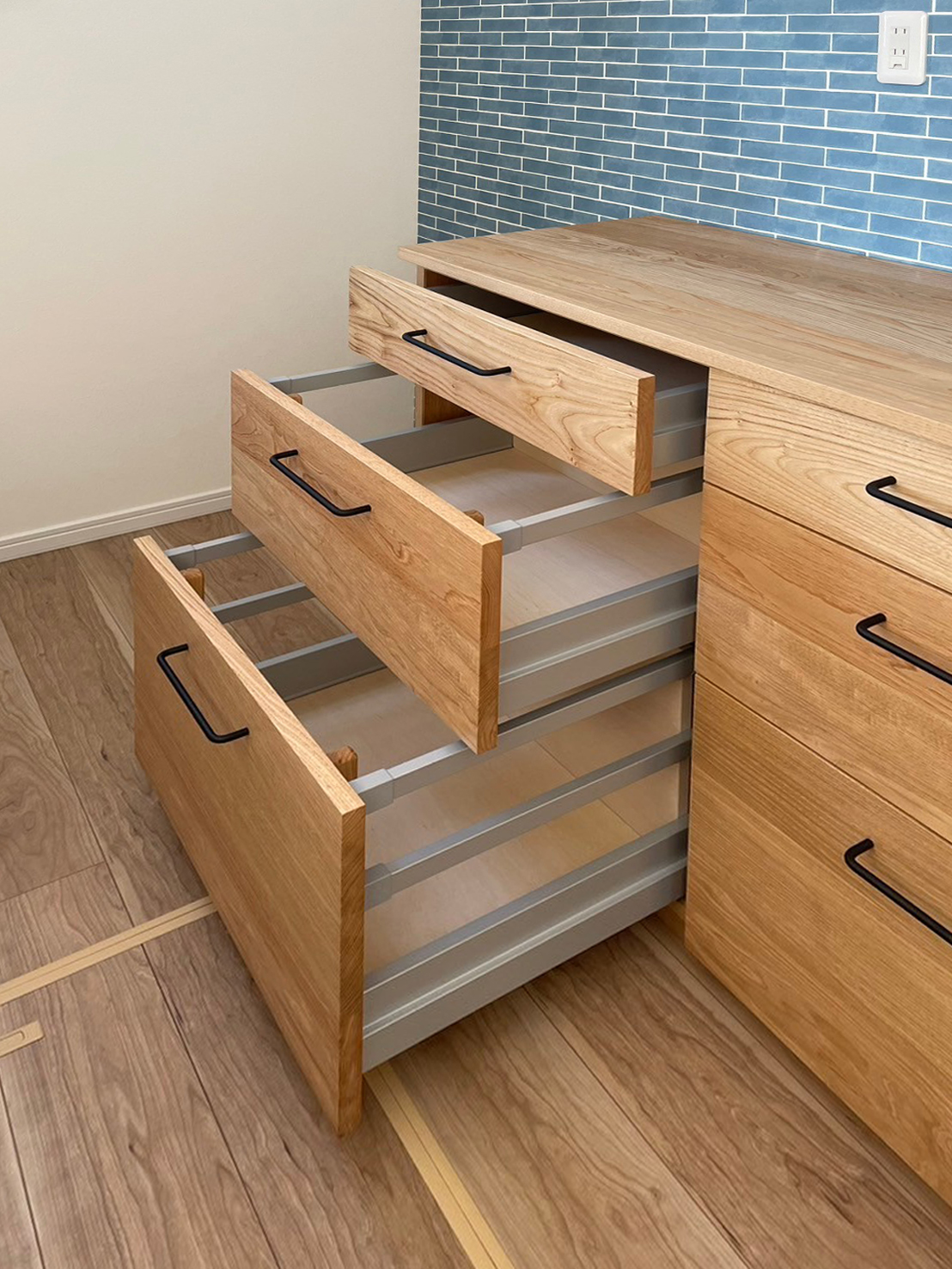 オーダー家具・クリのカップボード/関東・千葉