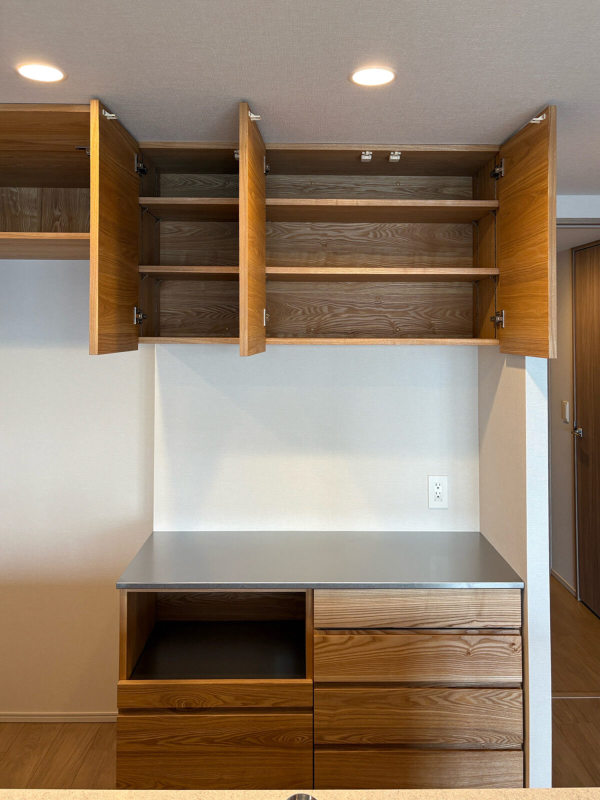 オーダー家具・タモのカップボード／関東・神奈川