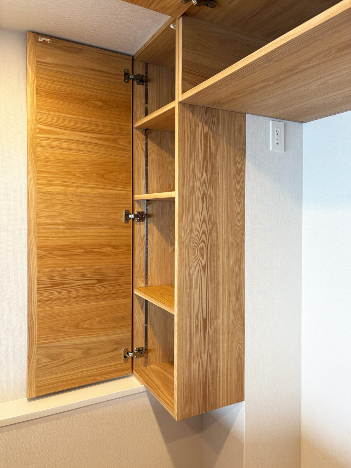 オーダー家具・タモのカップボード／関東・神奈川