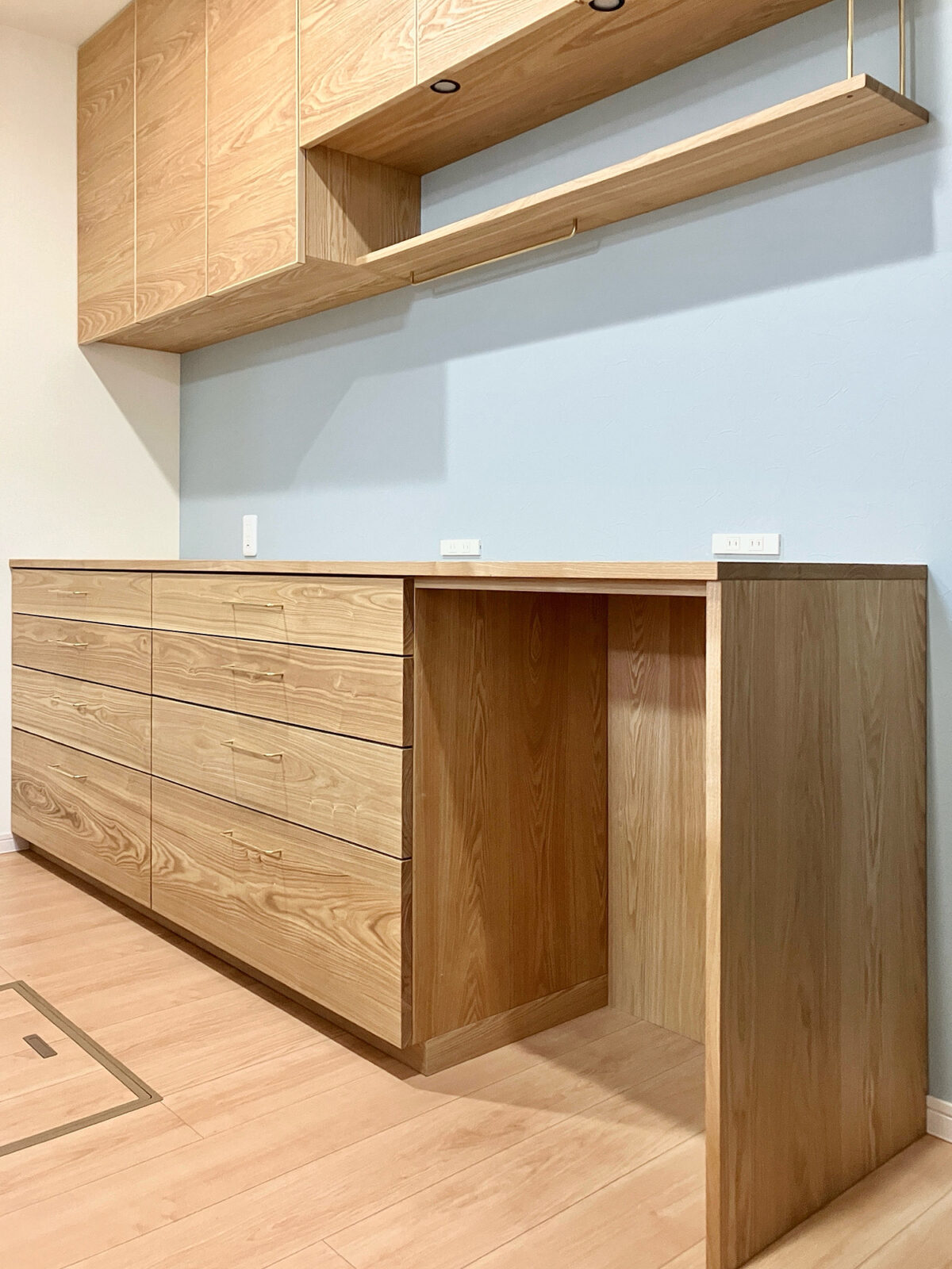 オーダー家具・タモのカップボード／関西・奈良