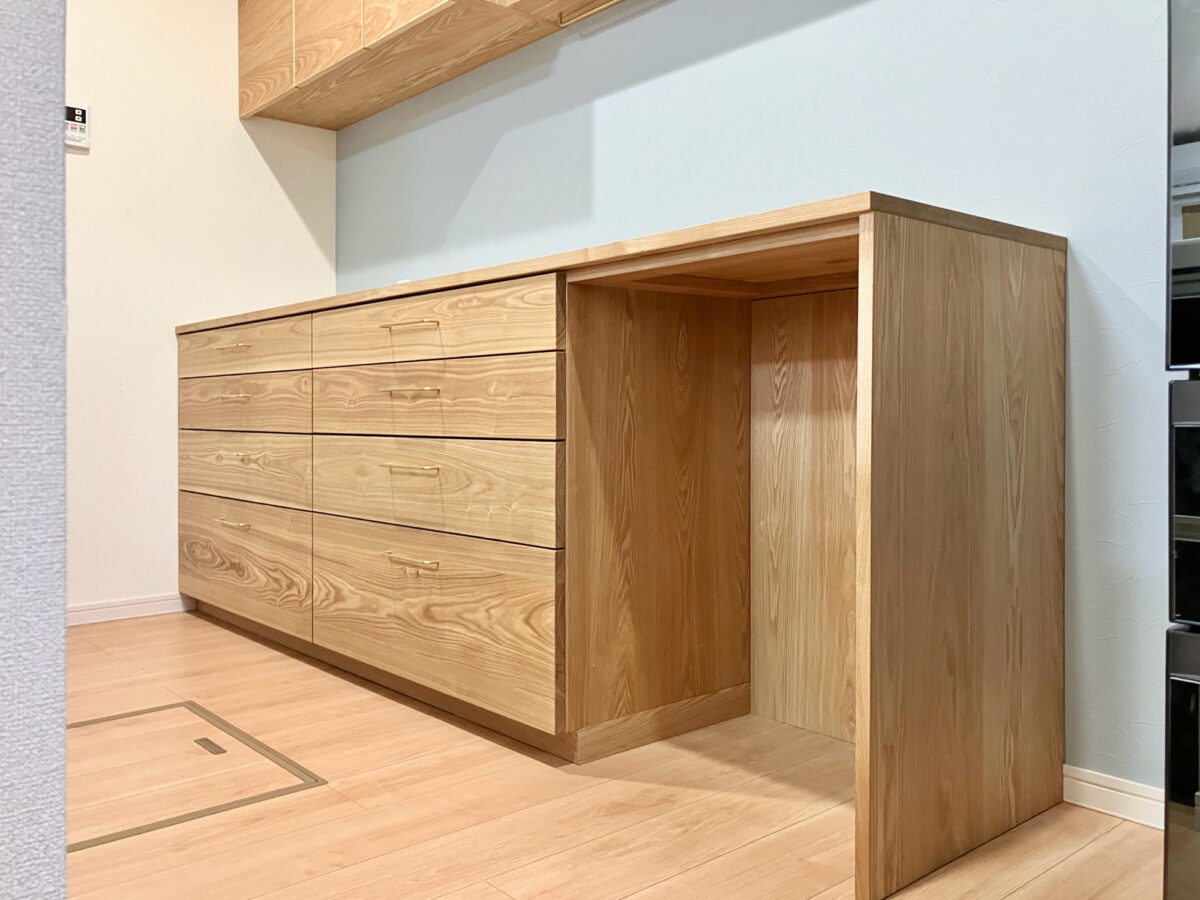 オーダー家具・タモのカップボード／関西・奈良