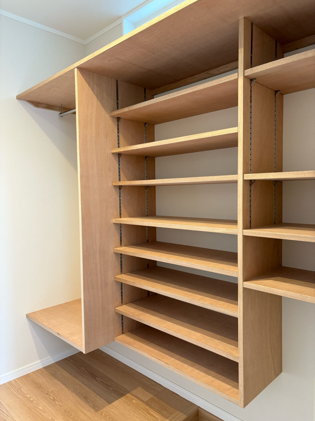 オーダー家具・ラワンの玄関収納／関東・千葉