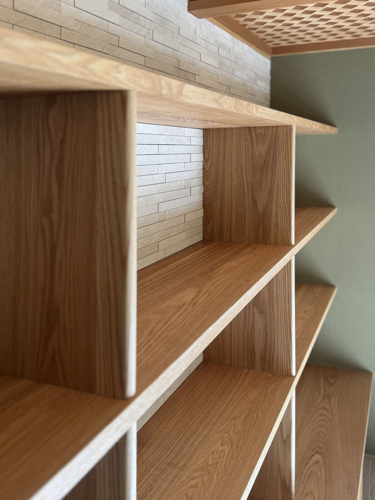 オーダー家具・タモの本棚+引き出し収納／関西・大阪