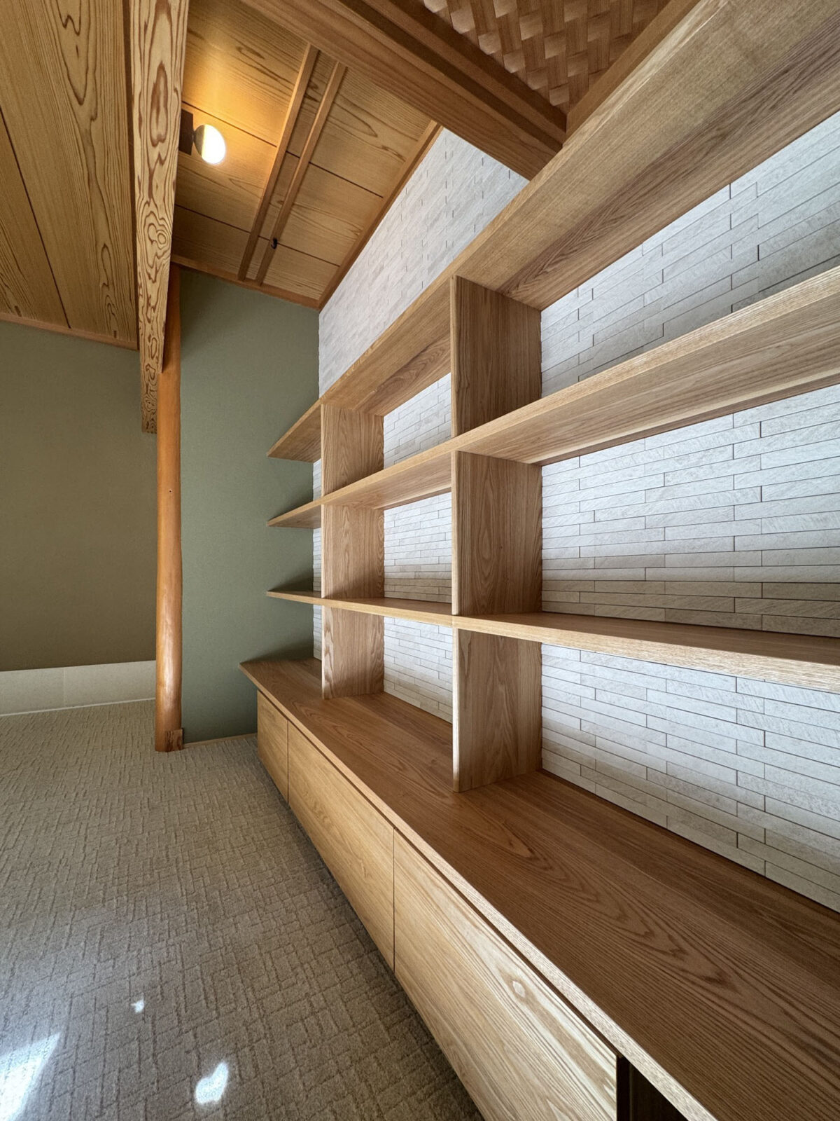 オーダー家具・タモの本棚+引き出し収納／関西・大阪