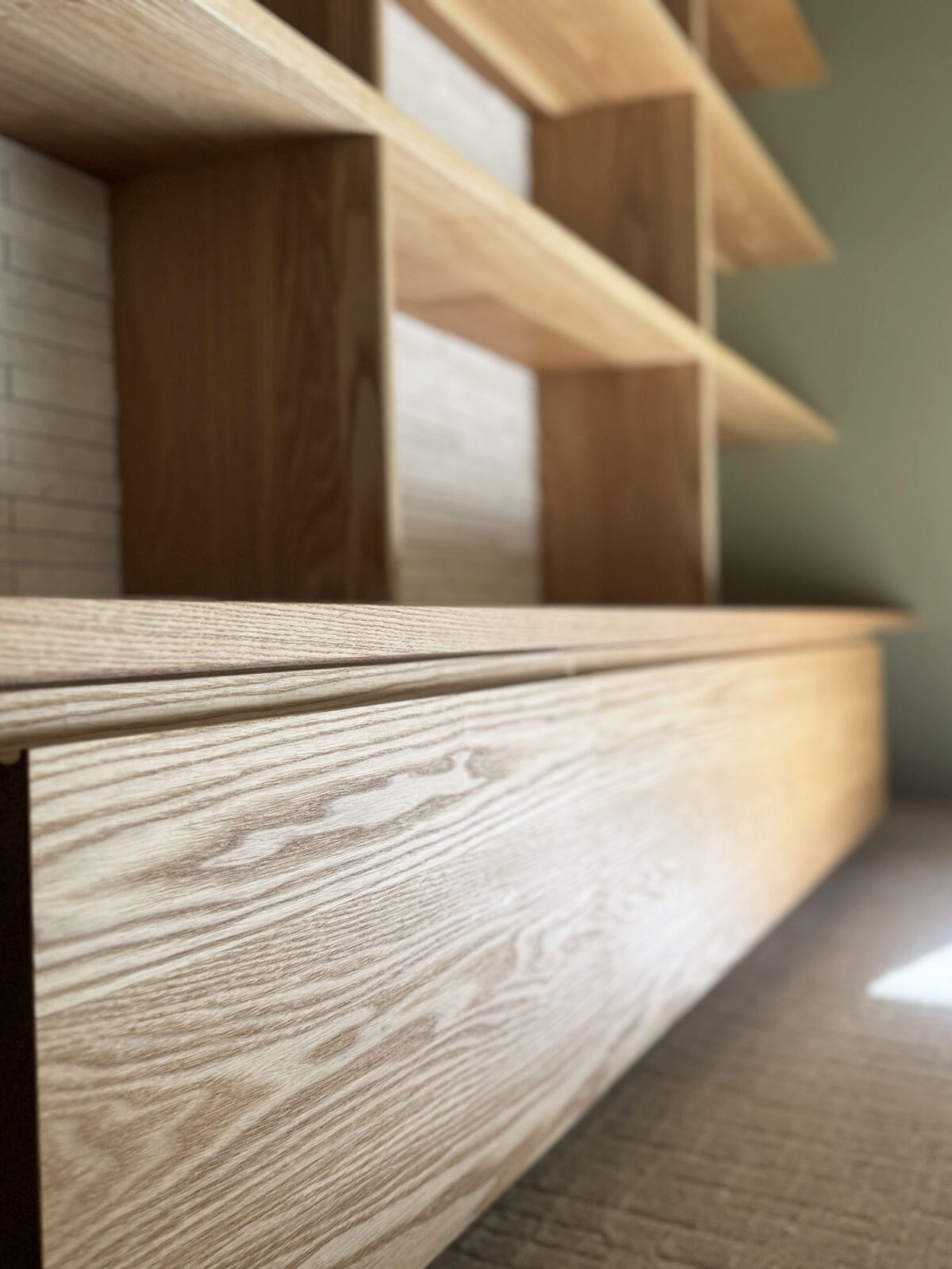 オーダー家具・タモの本棚+引き出し収納／関西・大阪