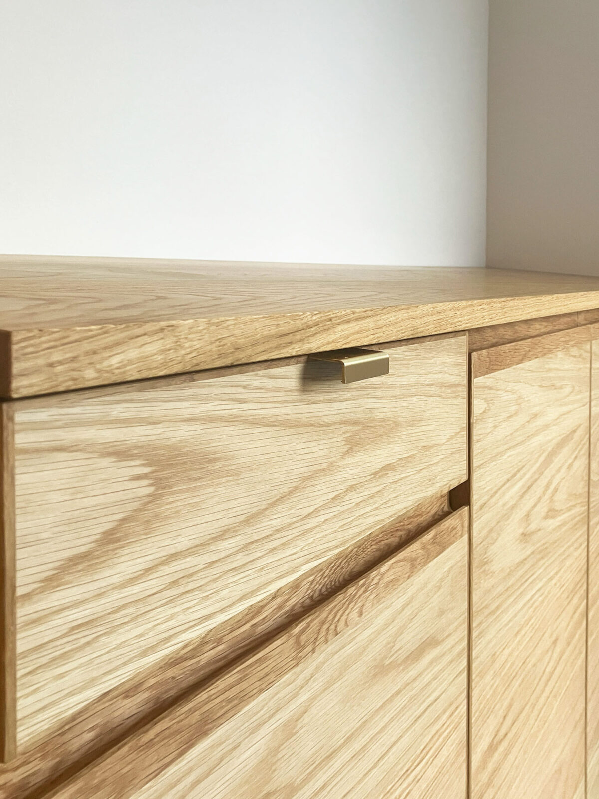 オーダー家具・オークの玄関収納／関東・東京