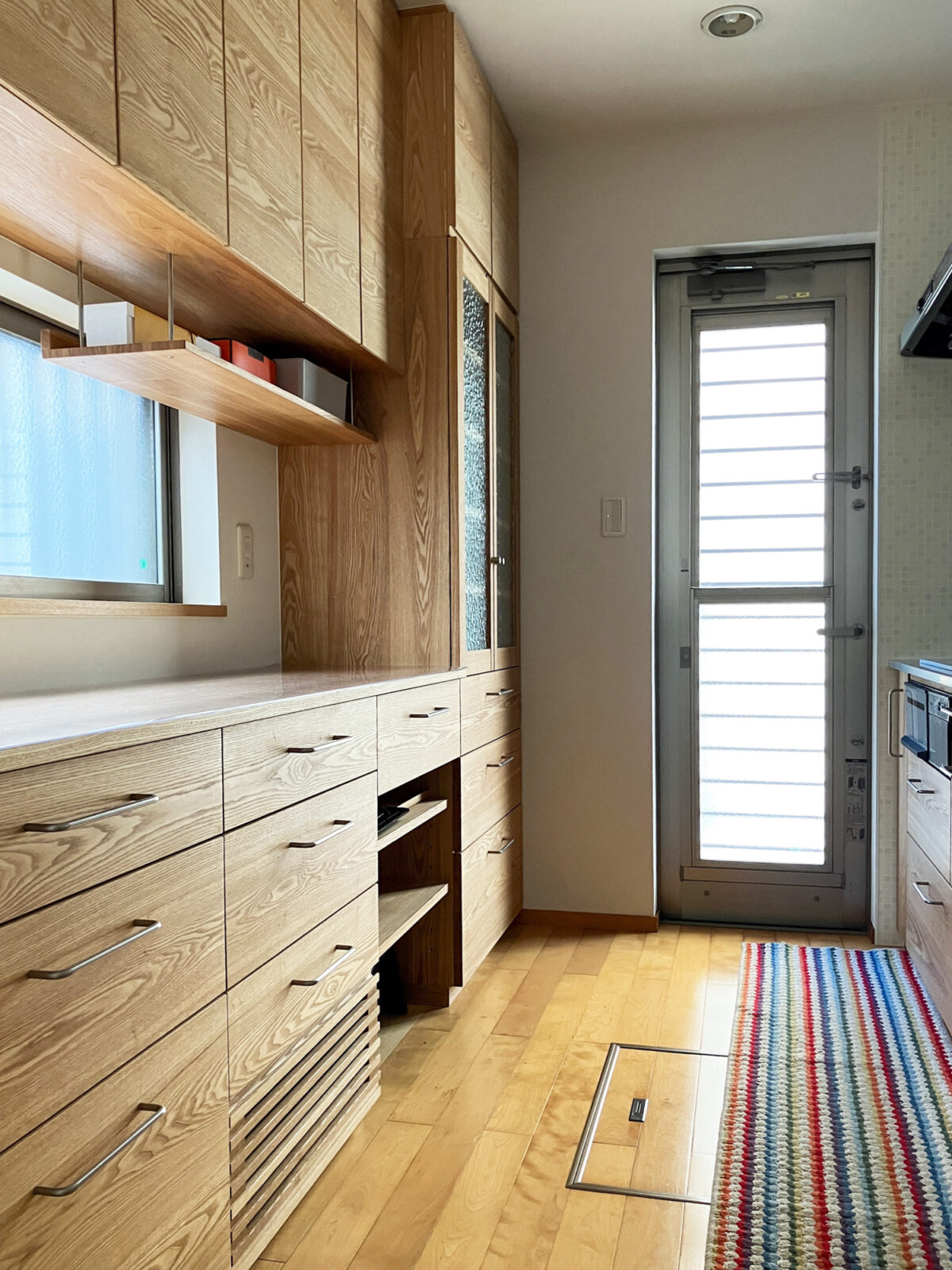 オーダー家具・タモのカップボード／関西・兵庫