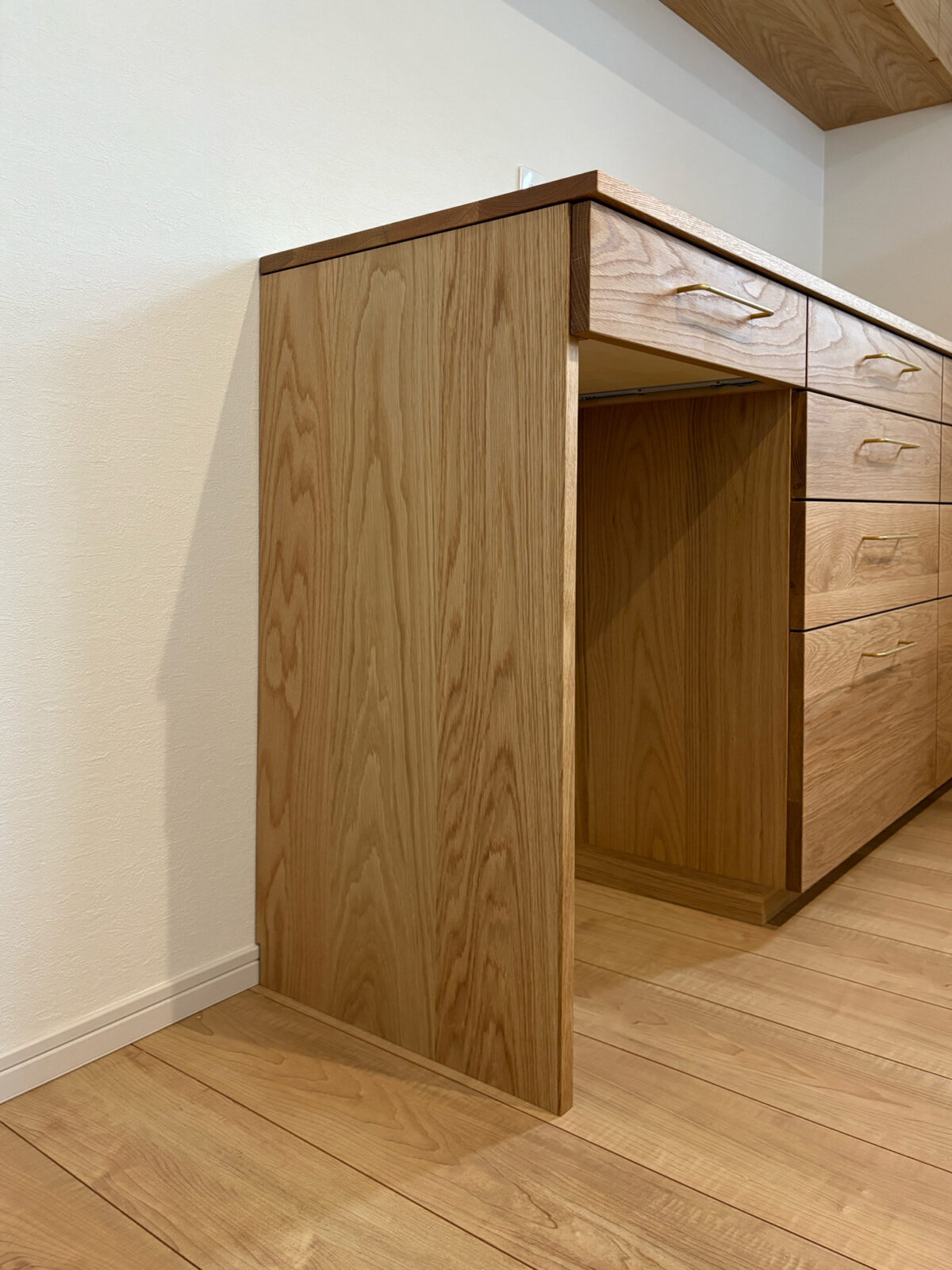 オーダー家具・オークのカップボード／関東・東京