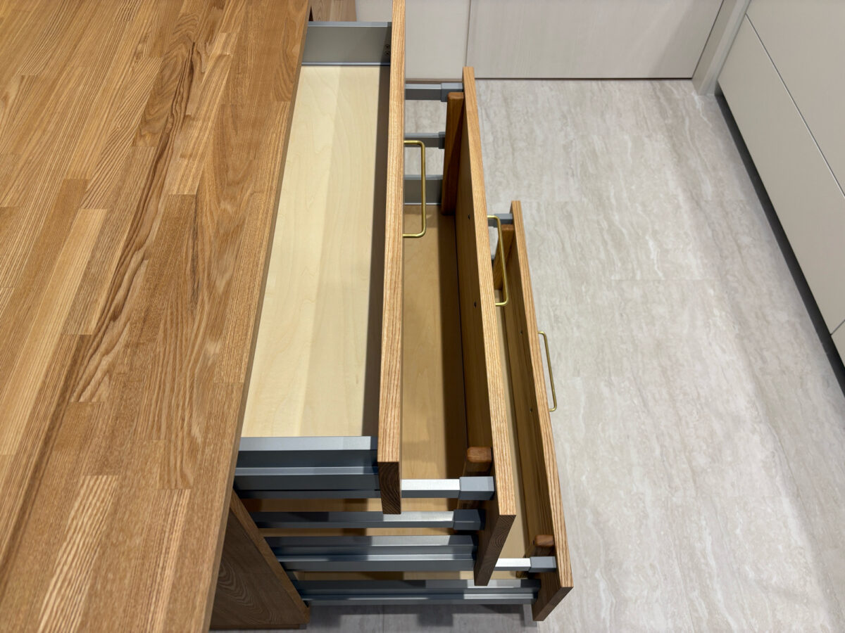 オーダー家具・タモのカップボード/中部・長野