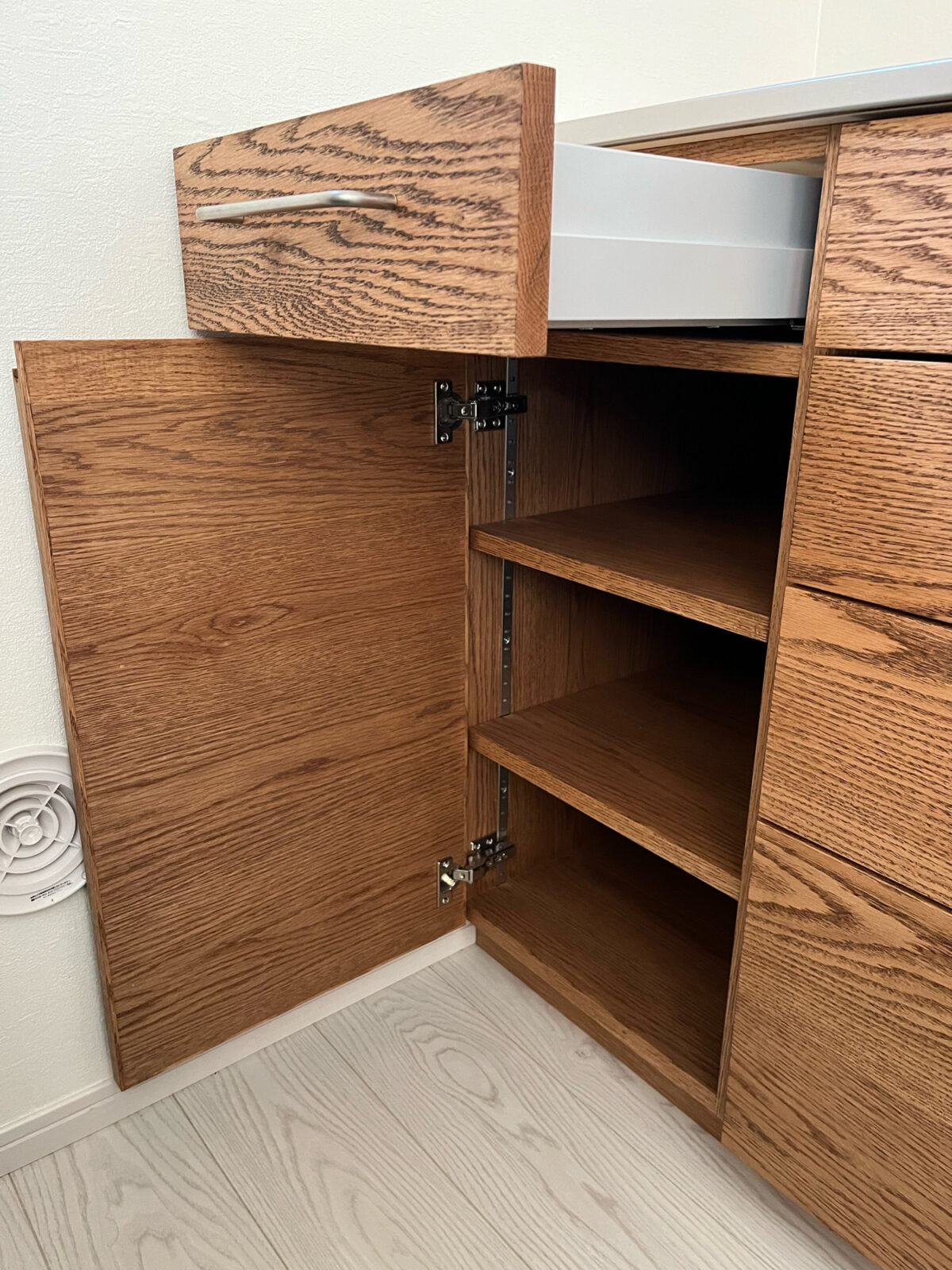 オーダー家具・レッドオークのカップボード/関東・千葉