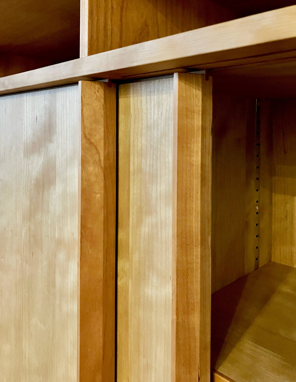 オーダー家具・チェリーのリビング収納／関西・大阪