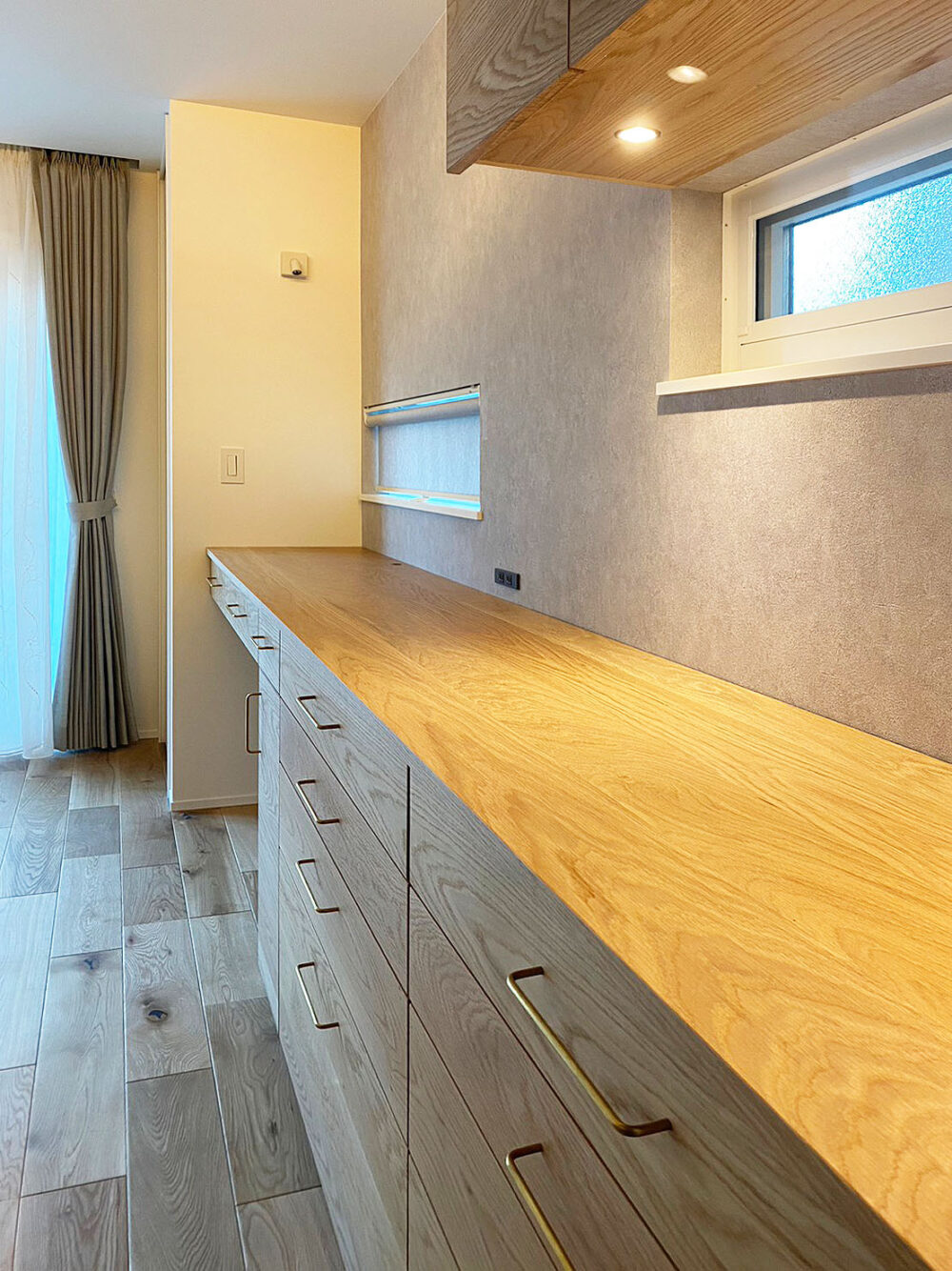 オーダー家具・オークのカップボード/関東・神奈川