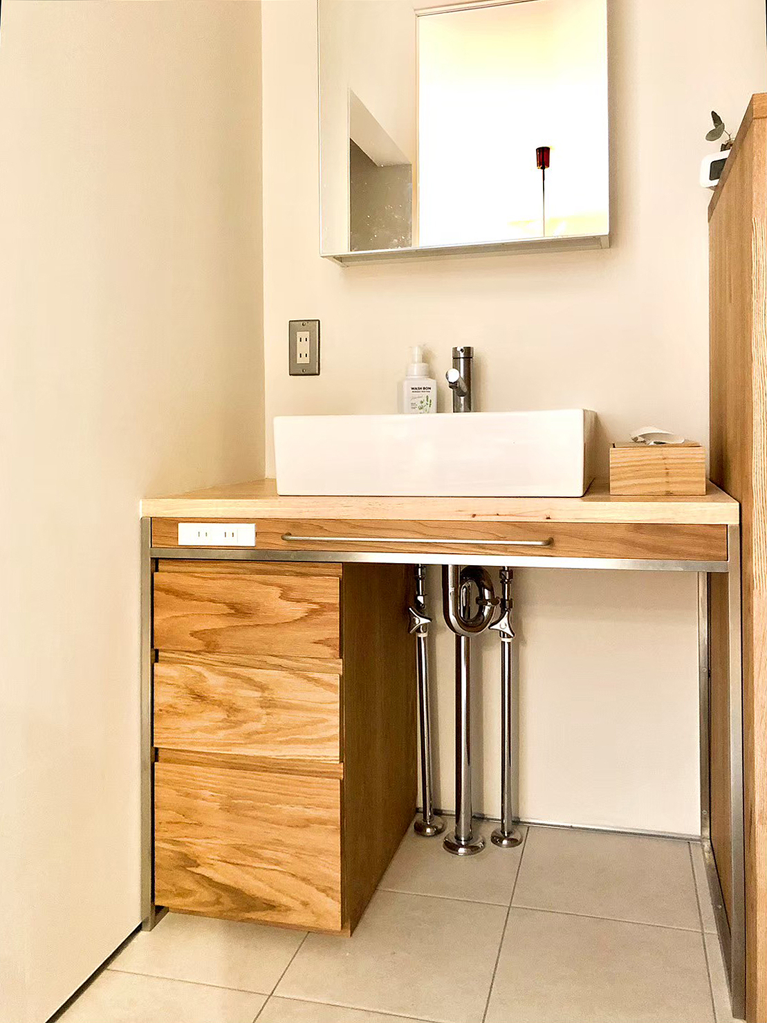 オーダー家具・既存の洗面台に引き出しを追加/関西・兵庫