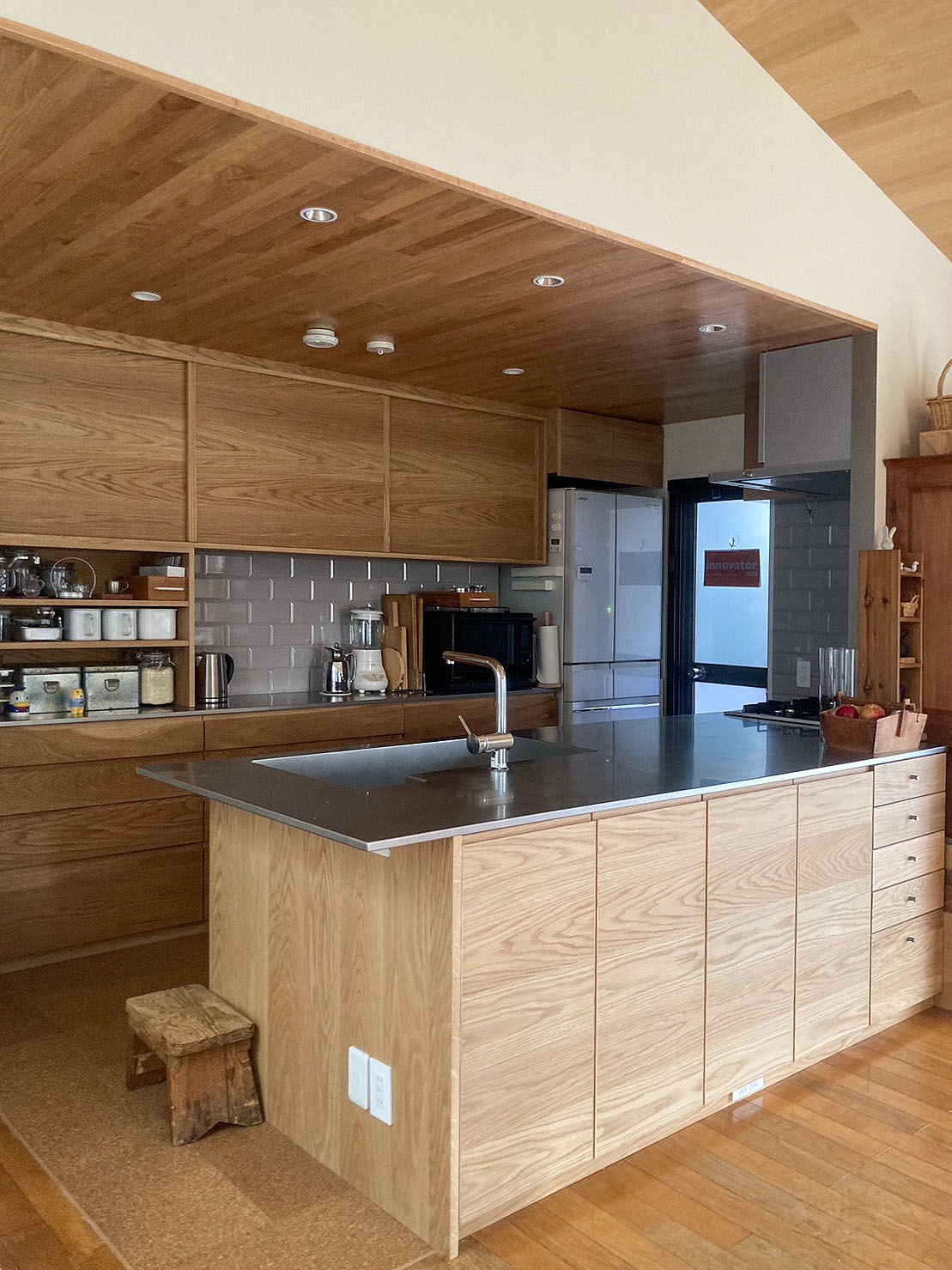 オーダー家具・オークのキッチン、カウンター下収納／関西・大阪oguma