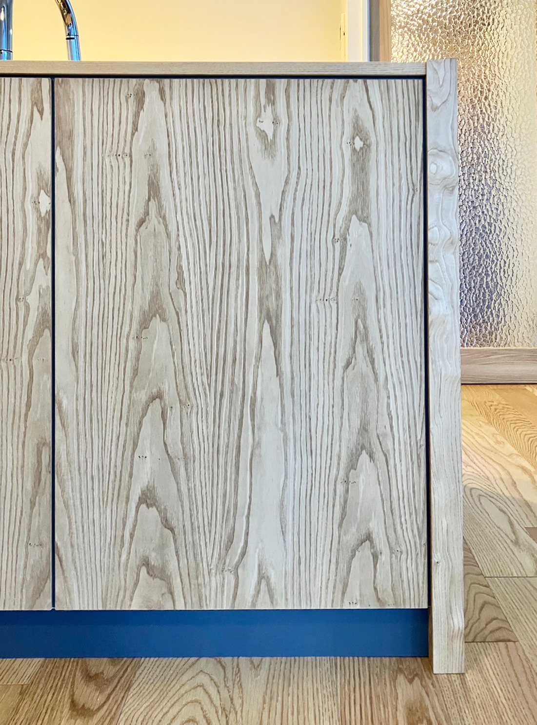 オーダー家具・クリのキッチンカウンター腰壁パネル／関西・大阪