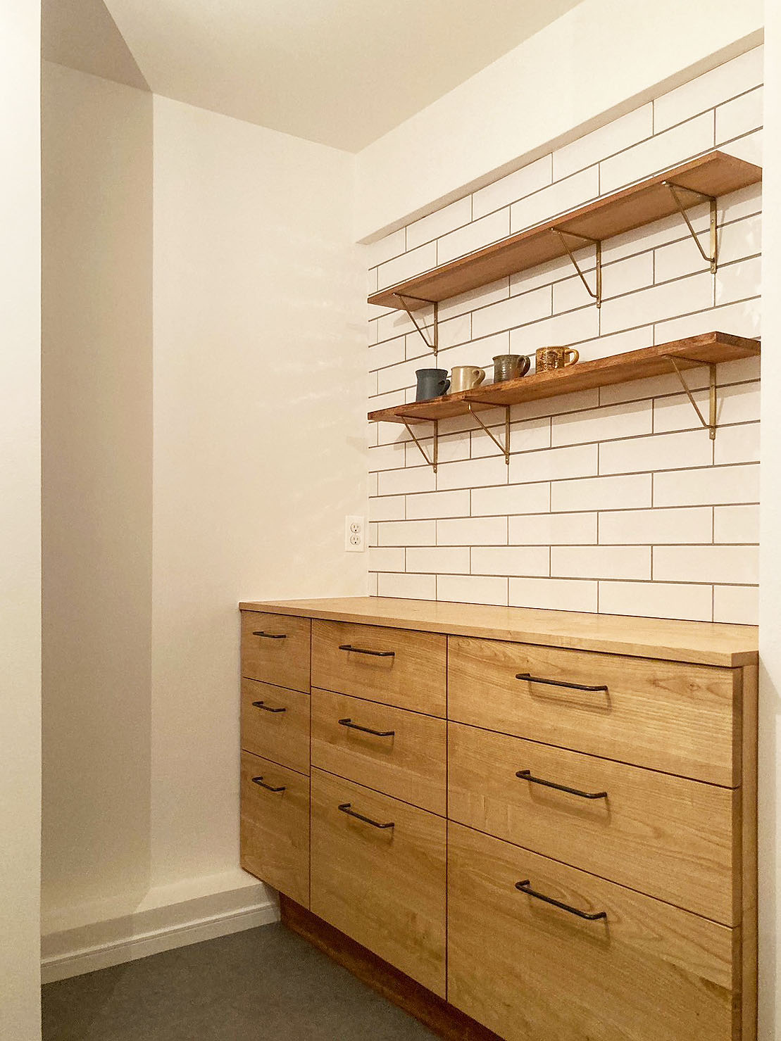 オーダー家具・クリのカップボード／関西・大阪