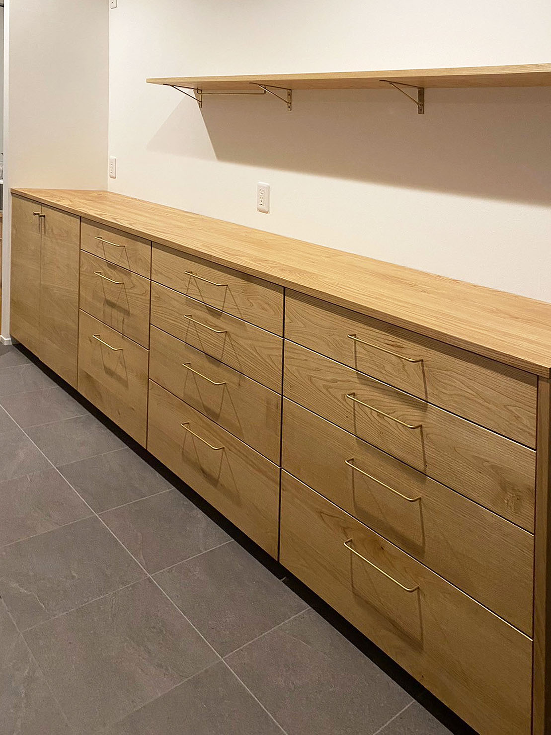 オーダー家具・クリのカップボード