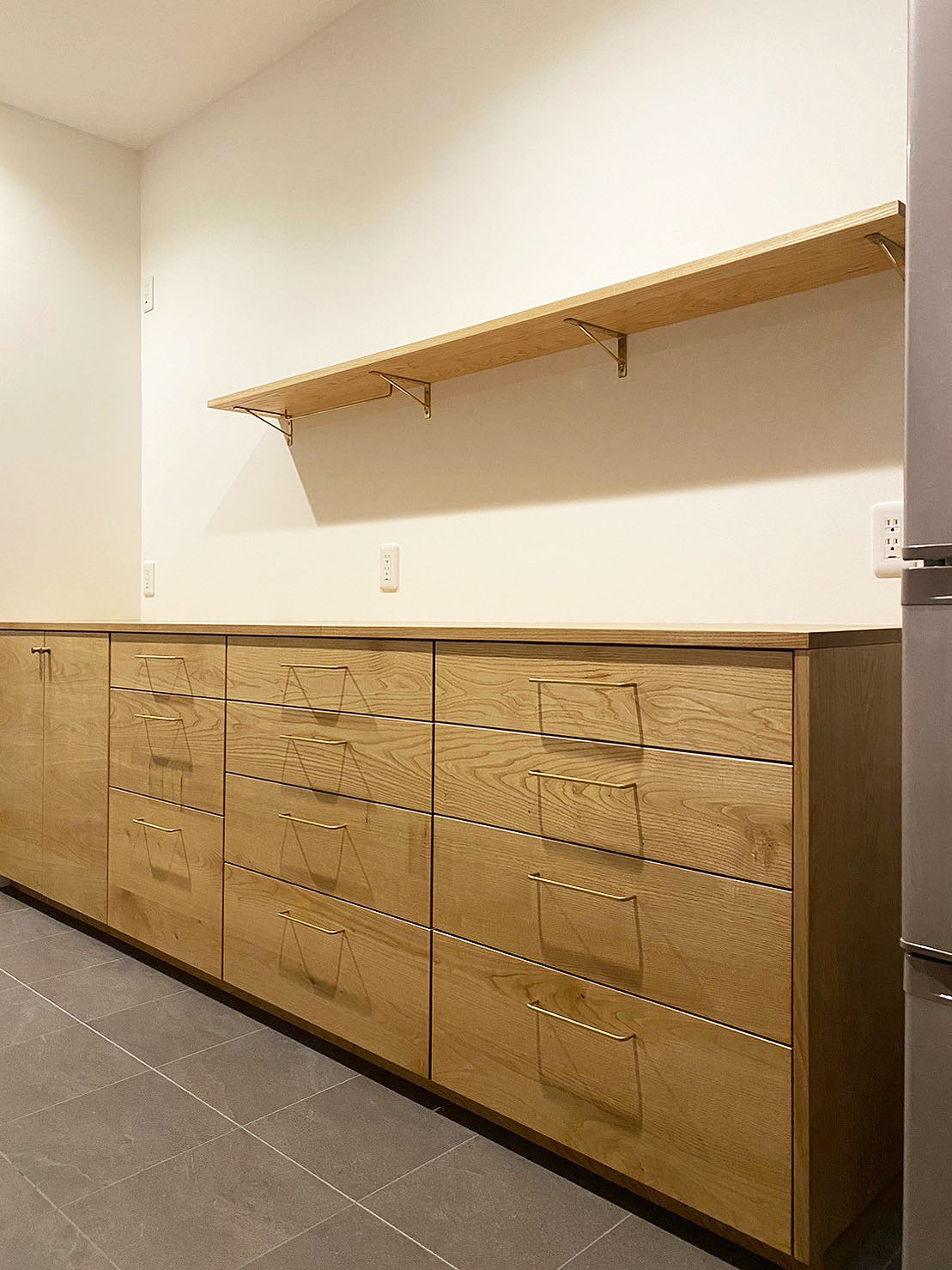 オーダー家具・クリのカップボード