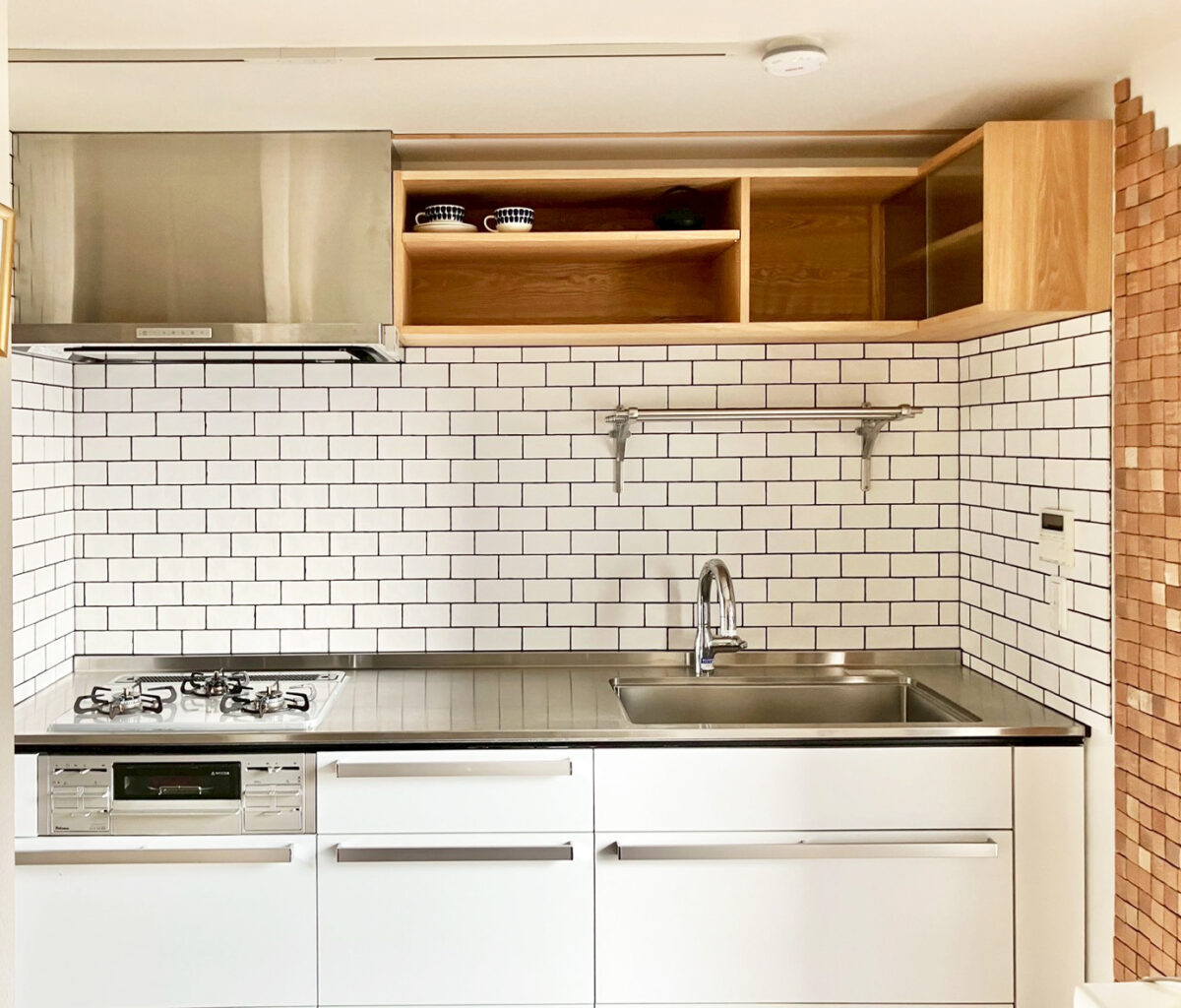 オーダー家具・タモのL字型吊り戸棚/関西・大阪