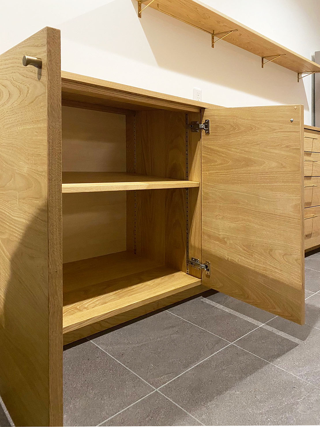 オーダー家具・クリのカップボード